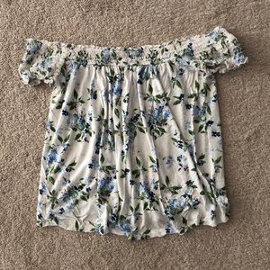 American Eagle Off the shoulder flower shirt